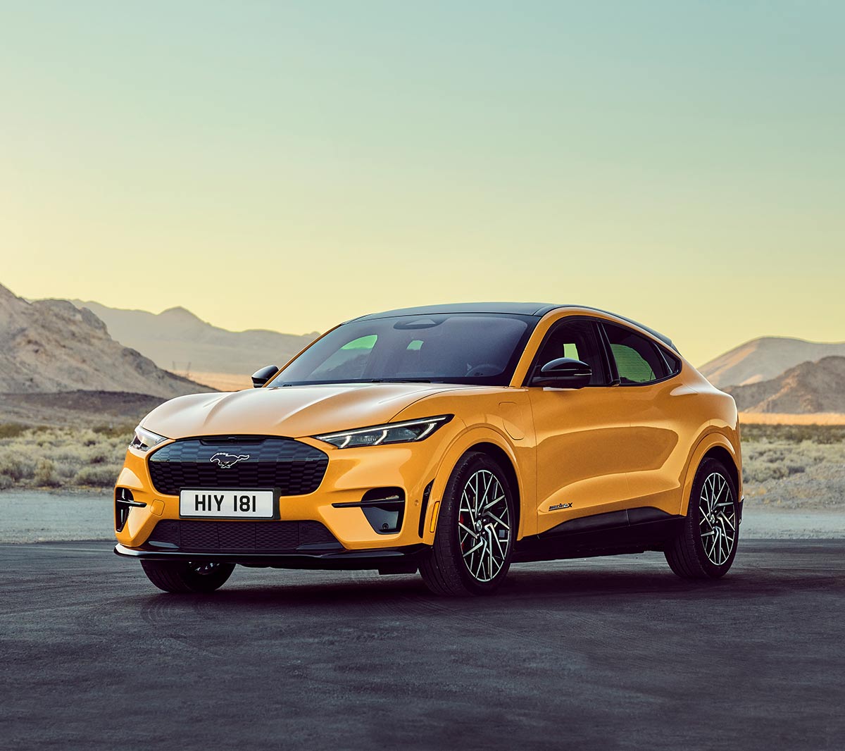 Tayssahkoinen Ford Mustang Mach E Tayssahkoinen Suv Katumaasturi Ford Fi Tayssahkoinen Ford Mustang Mach E Tayssahkoinen Suv Katumaasturi Ford Fi
