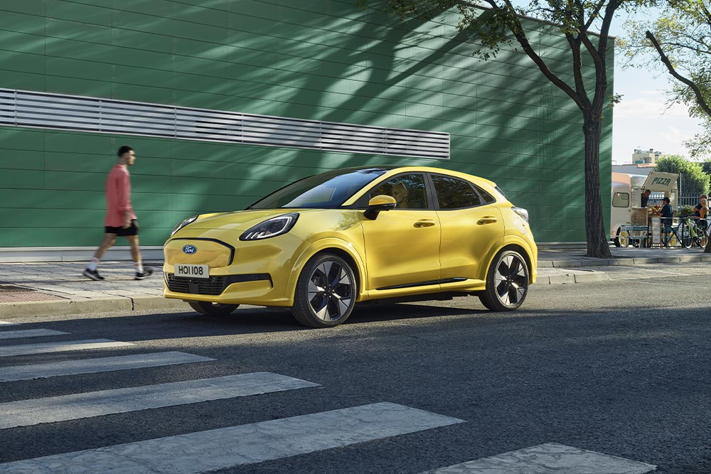 TCO - Blue Explorer - Ford Badge - 1000x1000