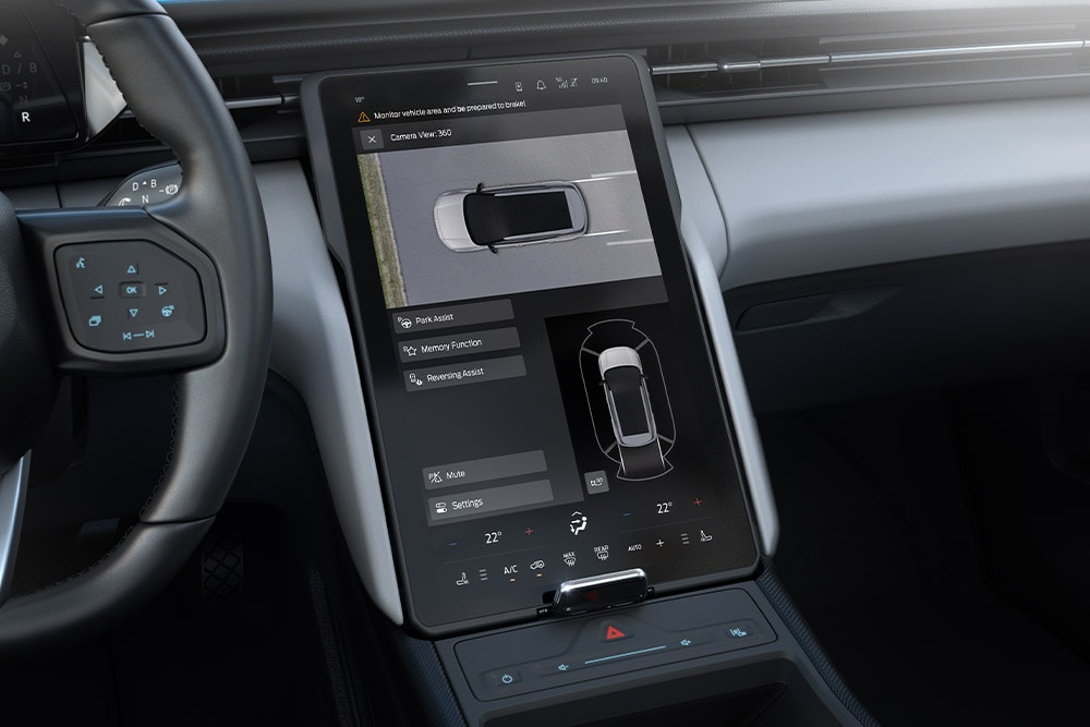 Lähikuva Ford Explorerin® kojelaudasta keskittyen teknisiin ominaisuuksiin. 