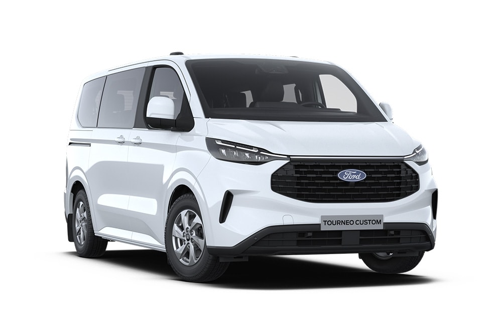 Valkoinen Ford Tourneo Custom Trend vasemmalta etuviistosta.