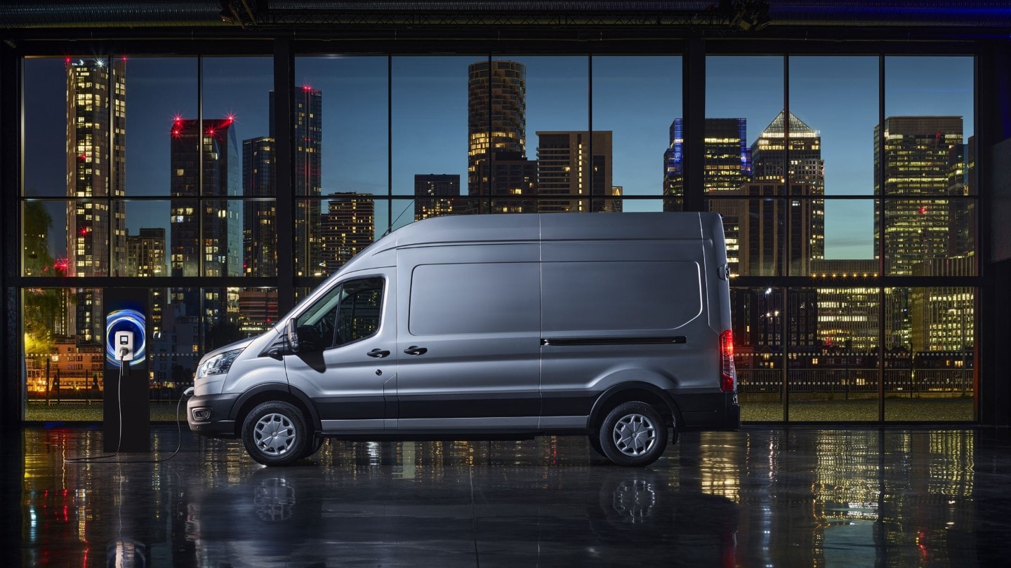 Ford ETransit Van Side Profile -  Static Shot
