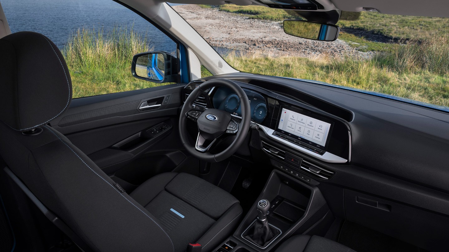 Ford Tourneo Connect Active interior dashboard