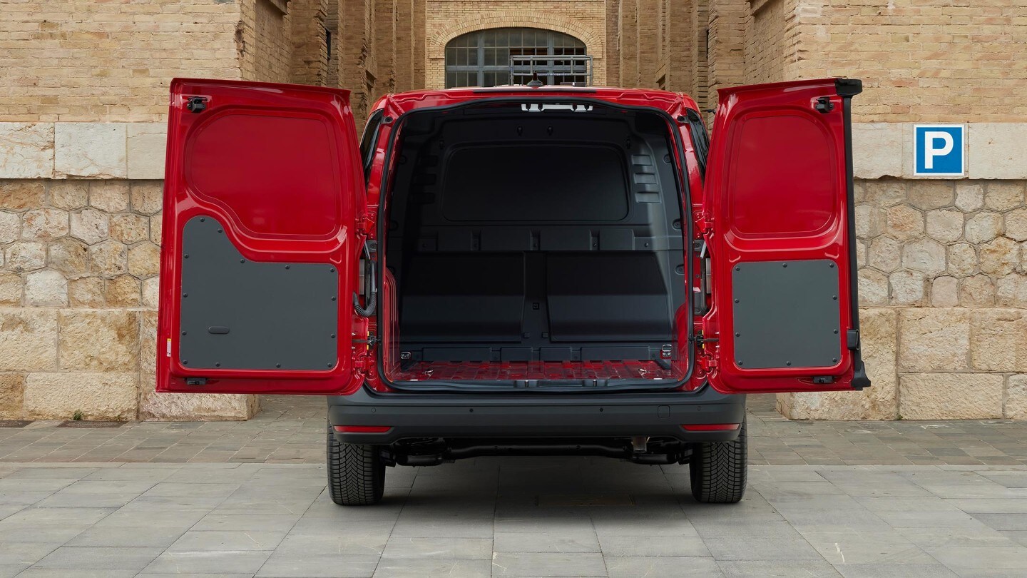 Avatut ovet paljastavat täysin uuden Maple Red -värisen Ford Transit Connectin väliseinän.
